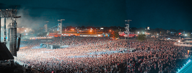 Hometown Rising Country Music & Bourbon Festival audience (aerial photo)